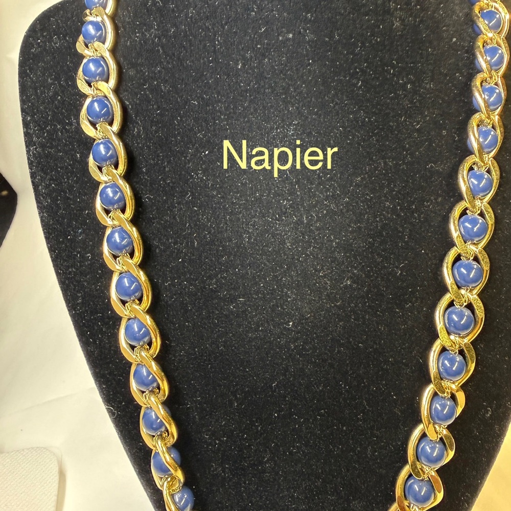Napier Necklace 24 Inches Dark Blue Beaded Chunky Gold Tone Vintage Signed - Picture 2 of 8